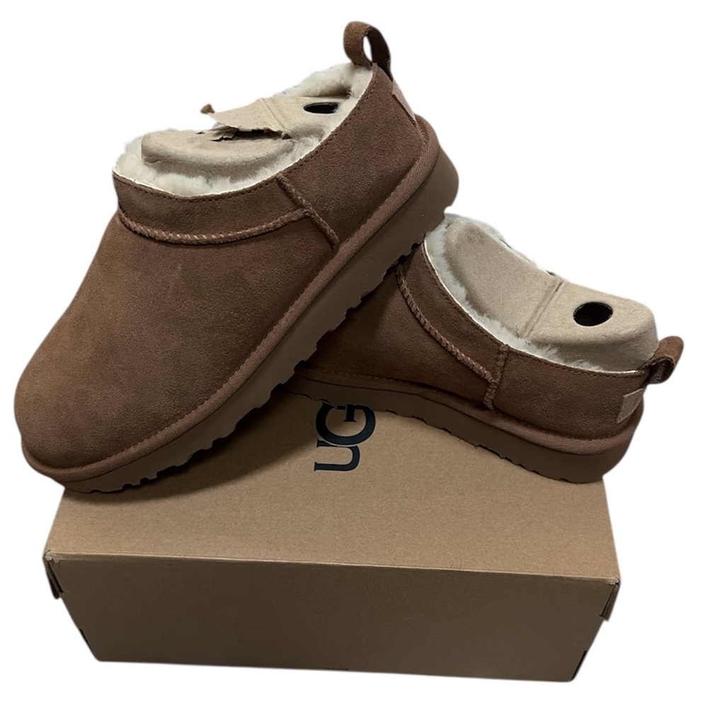 NWT - UGG Classic Micro Boots - Chestnut - Size 8